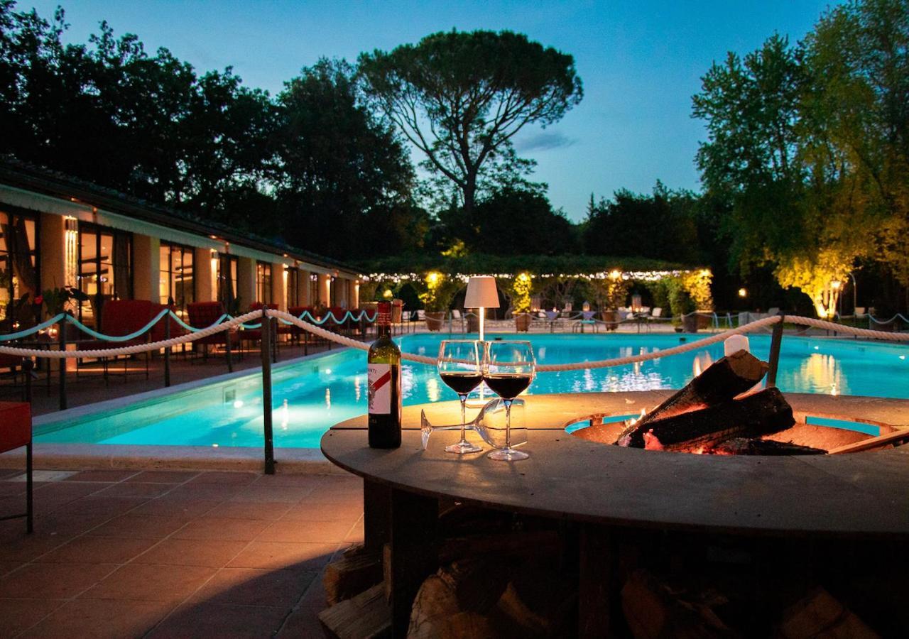 Hotel Borgo San Luigi Monteriggioni Zewnętrze zdjęcie